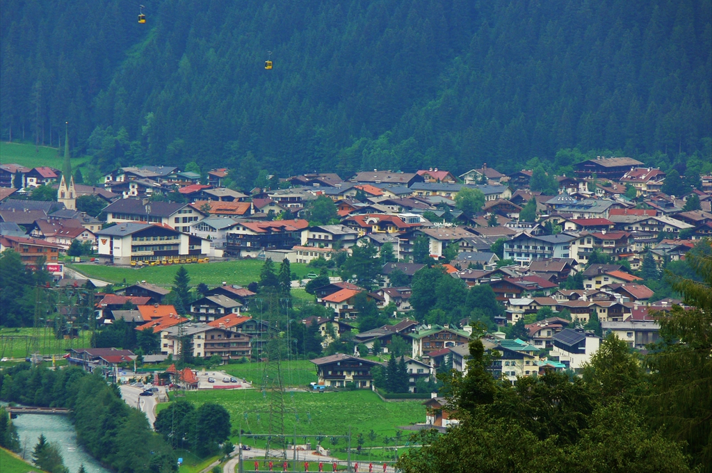 Stațiune turistică, Alpi, Austria